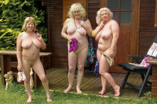 Nudist old femmes - Pornography galleries