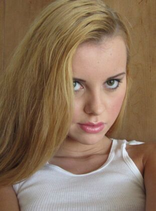 Super-sexy stunner Jessie Rogers unveiled her jaw-dropping