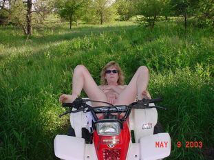 Pointy slender wife nude outdoor, demonstrating cunny