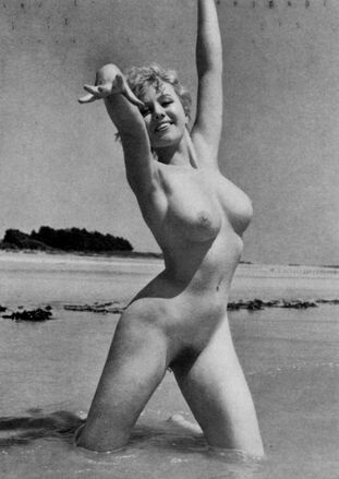Margaret clunie nude