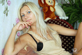 About 10 photos with fascinating blond mega-bitch with..