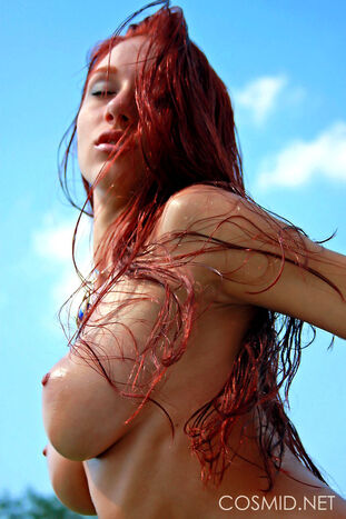 Buxom super hot sandy-haired Victoria showing raw pointy..